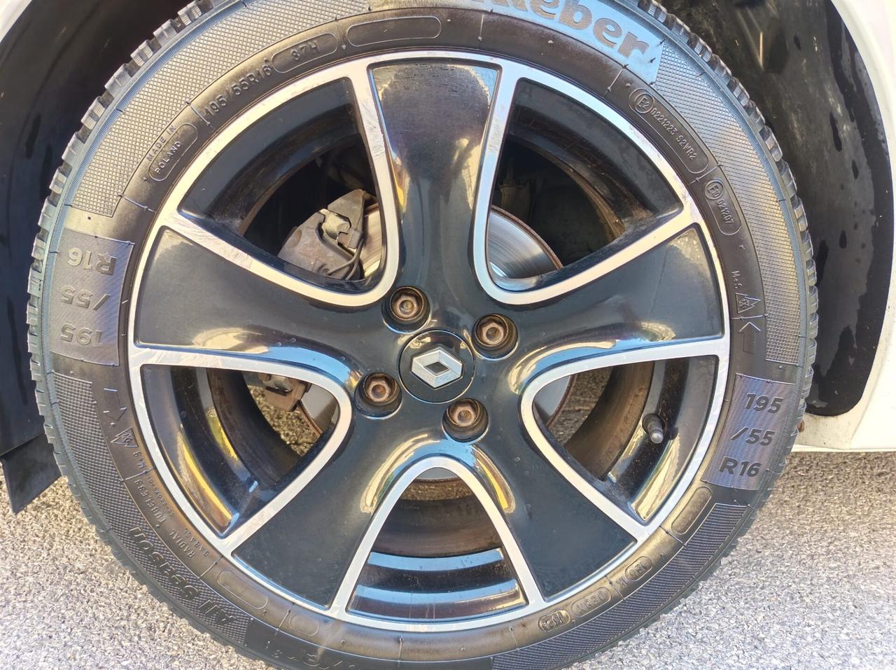 Renault Clio dCi 8V 75 CV Start&Stop 5 porte Energy Intens