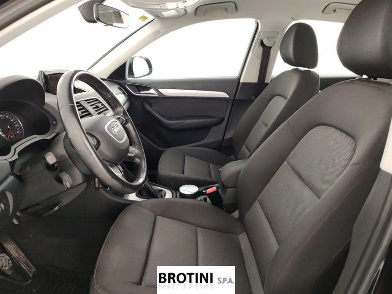 Audi Q3 2.0 TDI 120cv Business