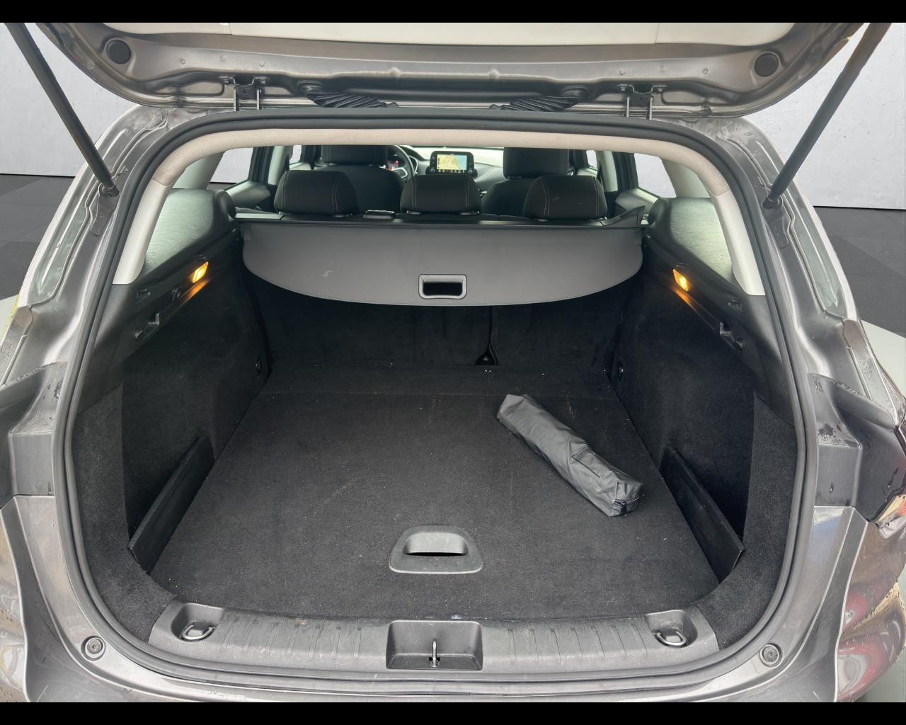 FIAT Tipo (2015-->) - Tipo 1.3 Mjt S&S SW Business