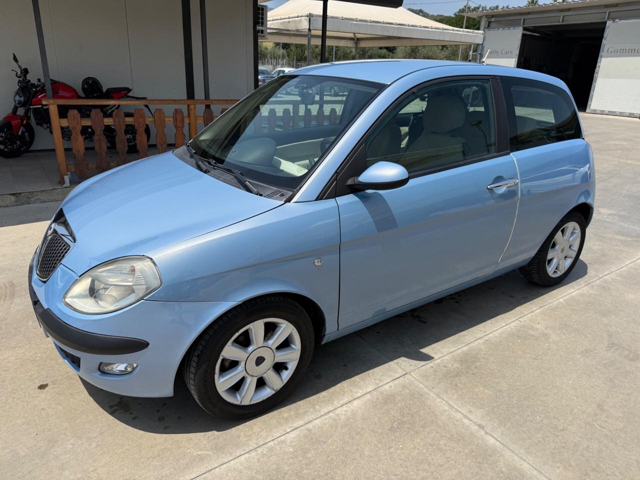 Lancia Ypsilon 1.3 Multijet 16V Argento