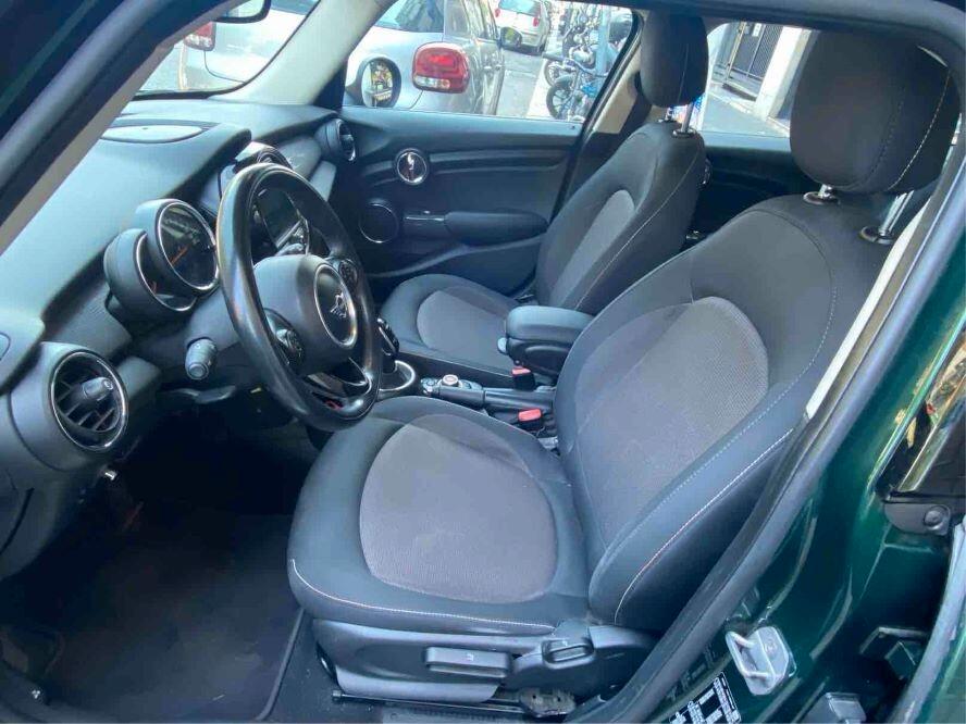 Mini 1.5 Cooper D 5 porte AUTOM. NAVY CARPLAY PREZZO REALE