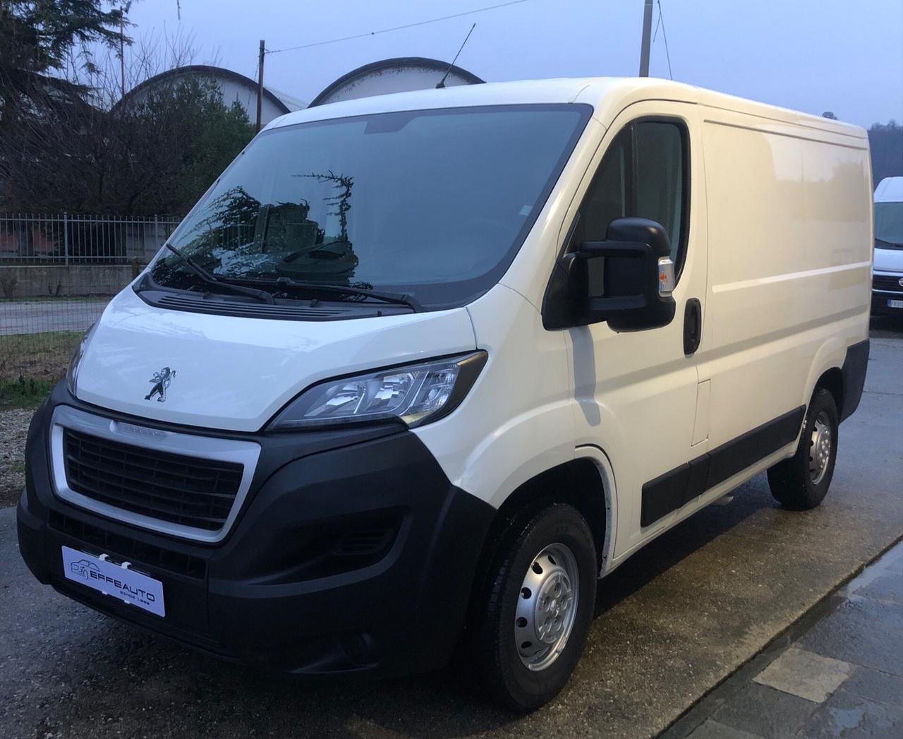 Peugeot Boxer 330 2.0 BlueHDi 130CV L1 H1 Furgone