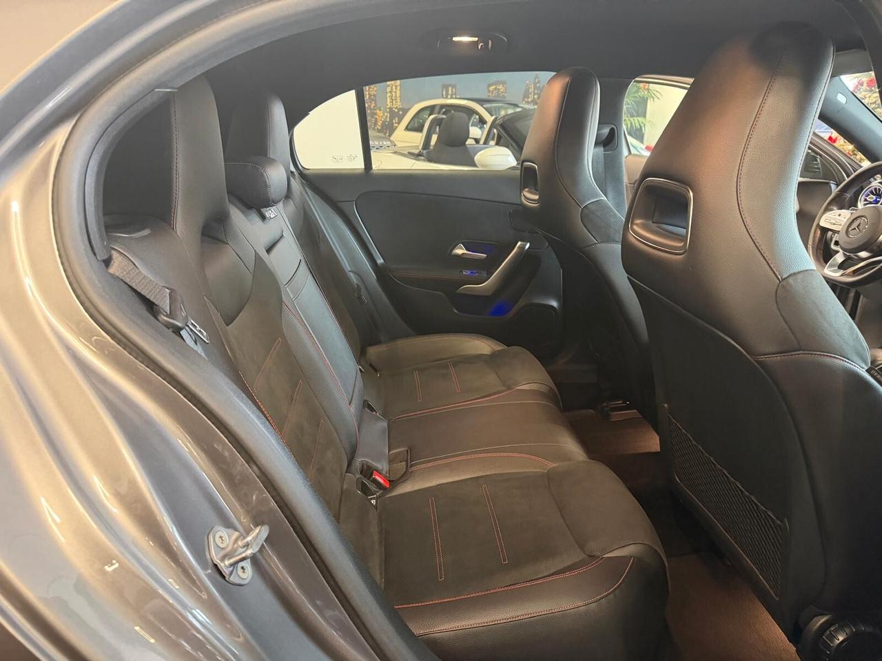 MERCEDES BENZ CLASSE A 180D PREMIUM 1.5 116CV 85KW ANNO 2019