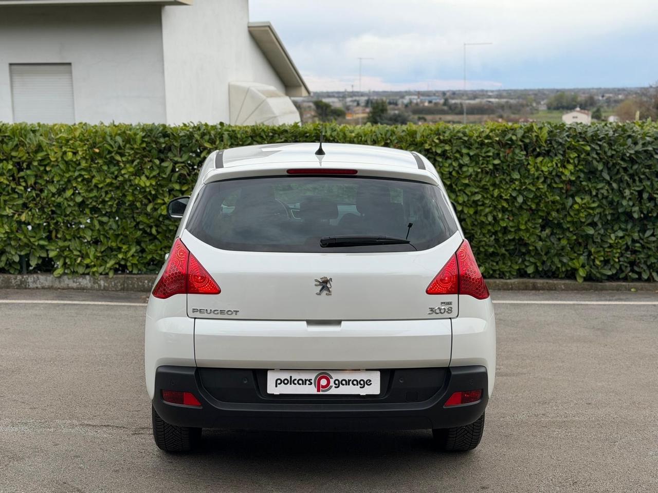 Peugeot 3008 1.6 HDi 112CV cambio robotizzato Tecno