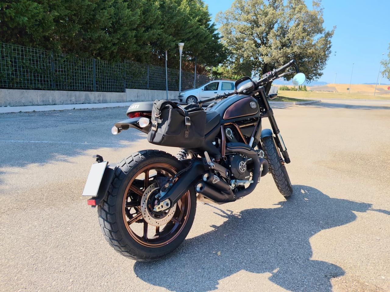 Ducati Scrambler 800 Italia Independent 920/1077