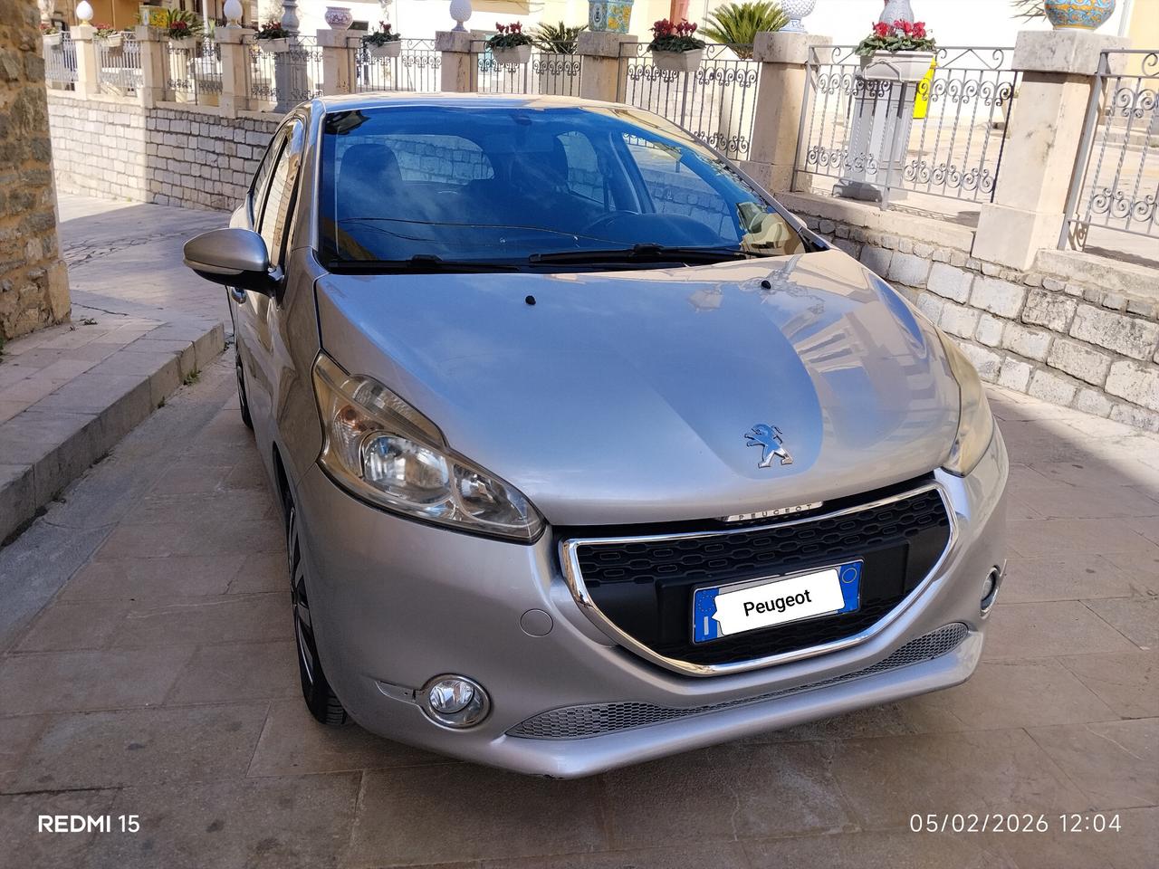 Peugeot 208 1.4 HDi 70 CV 5 porte Allure
