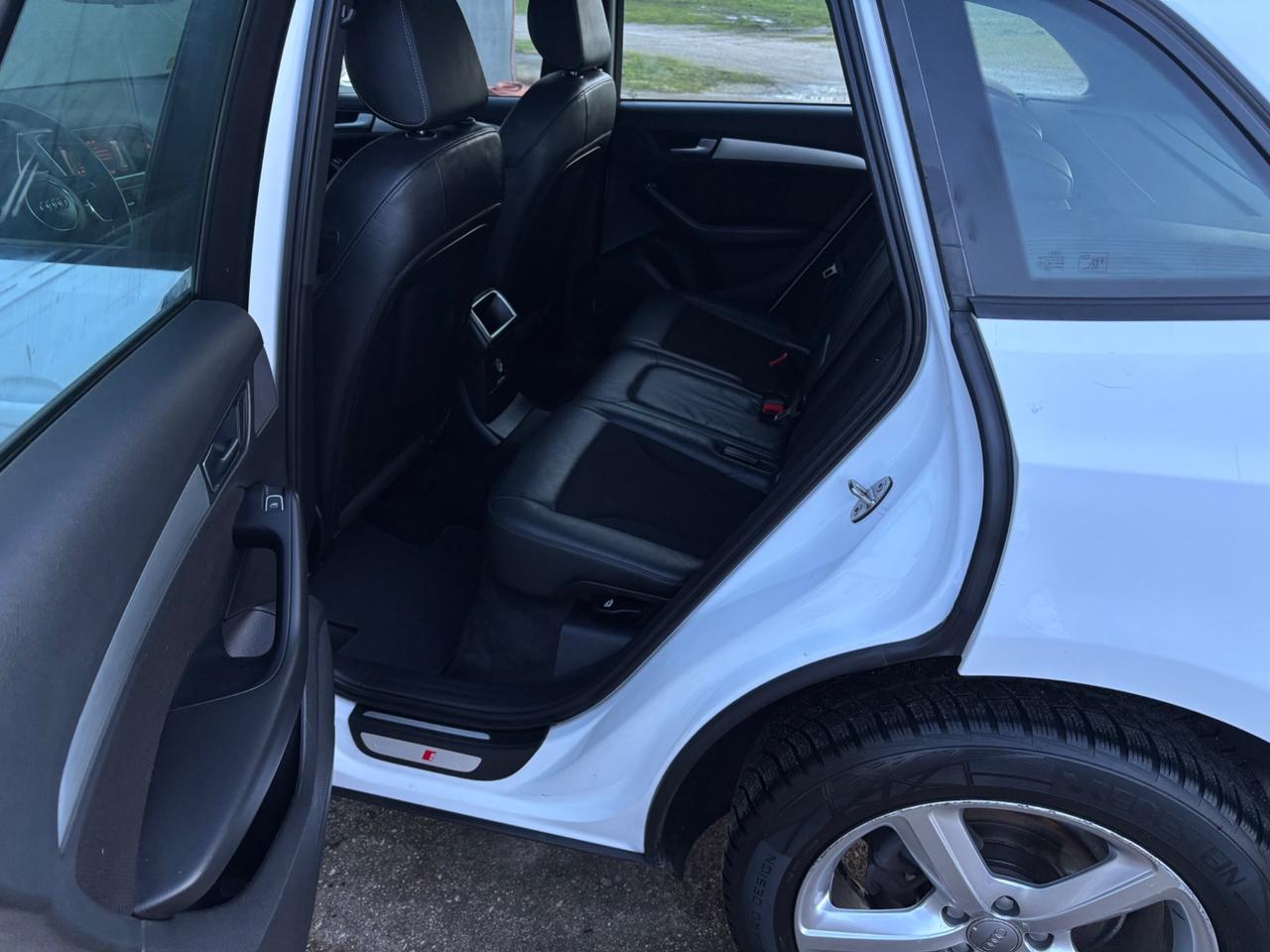 Audi Q5 2.0 TDI 177CV S line. QUATTRO S tronic