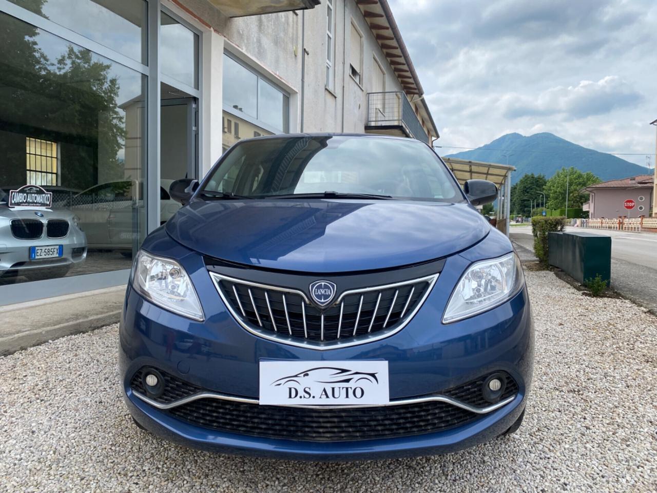 Lancia Ypsilon 5 porte Hybrid Platino solo 3600 Km !!