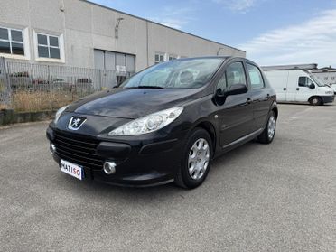 Peugeot 307 1.4 16V 5p. 143000 km