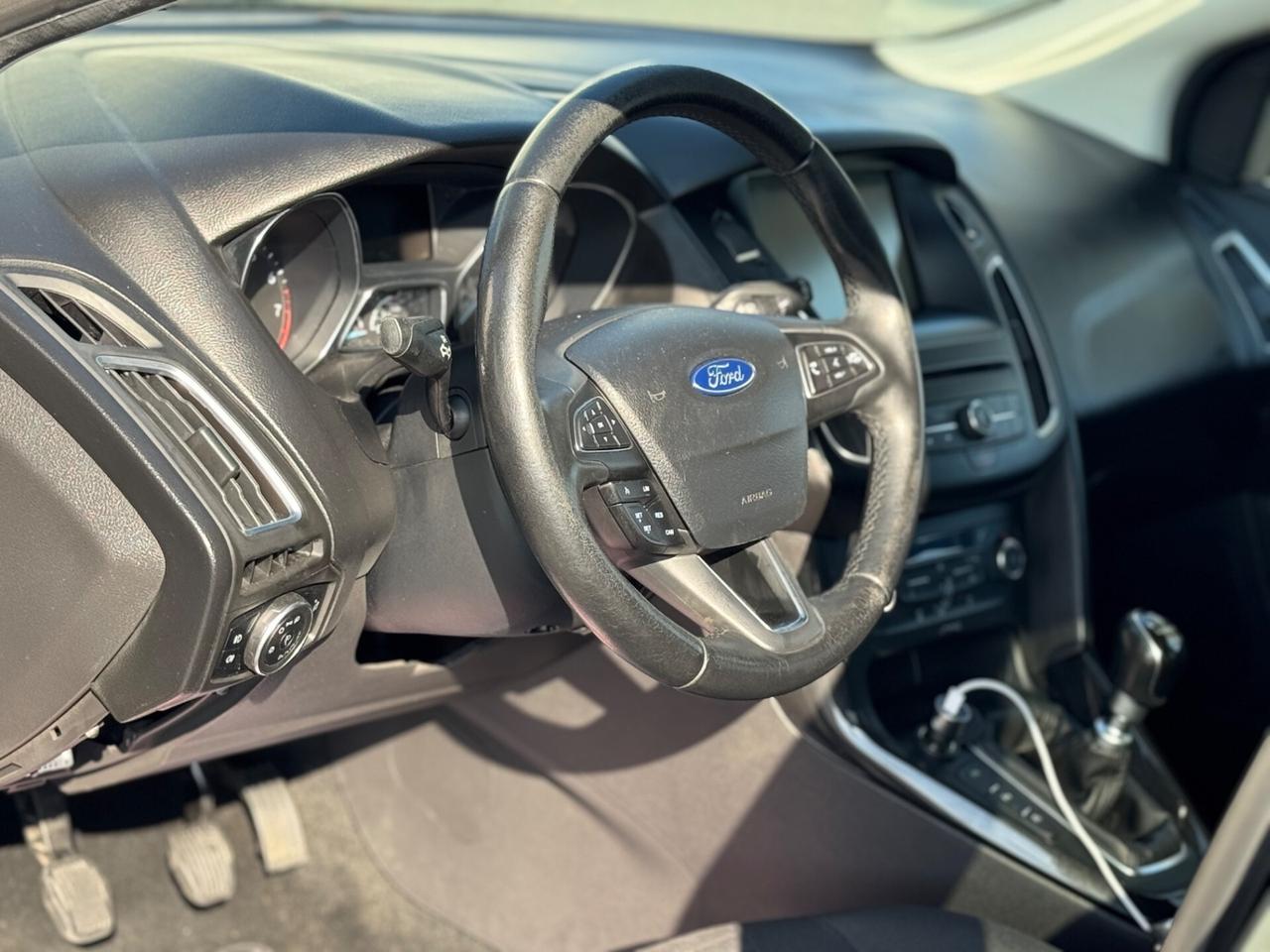 FORD FOCUS BENZINA ECOBOOST 125CV TITANIUM GARANZIA