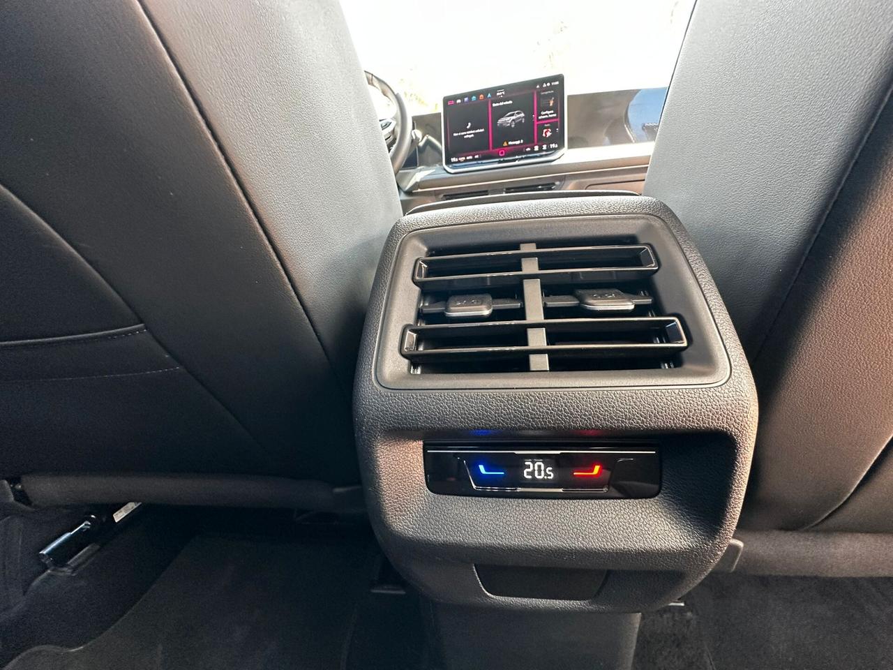 Volkswagen Tiguan 2.0 tdi Edition Plus 150CV DSG Uff Italy Led USB Life