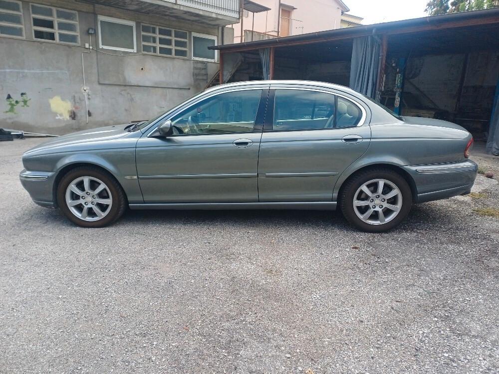 Jaguar X-Type 2.0D cat Executive
