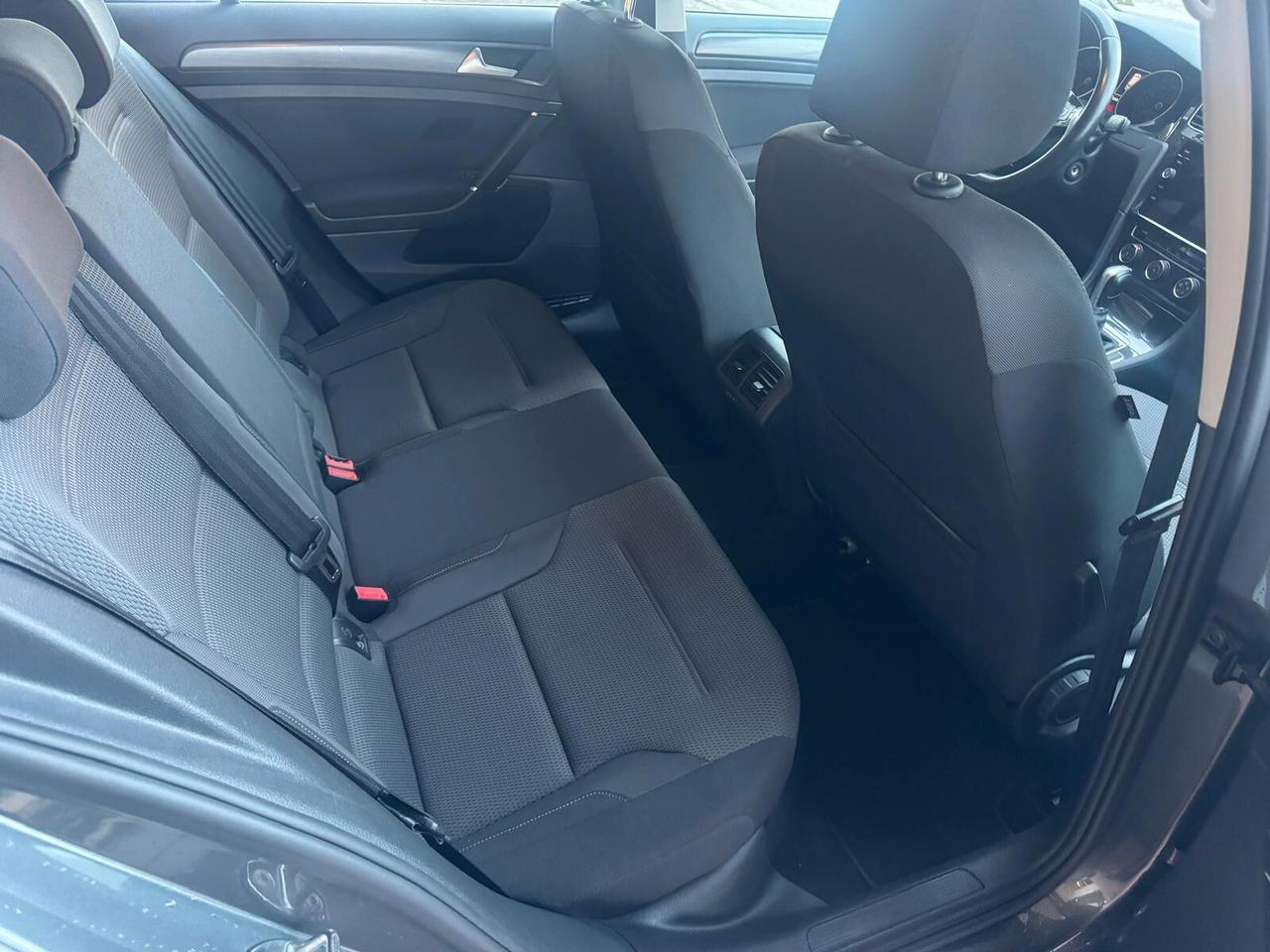 Volkswagen Golf 1.6 TDI 115 CV DSG 5p. Executive