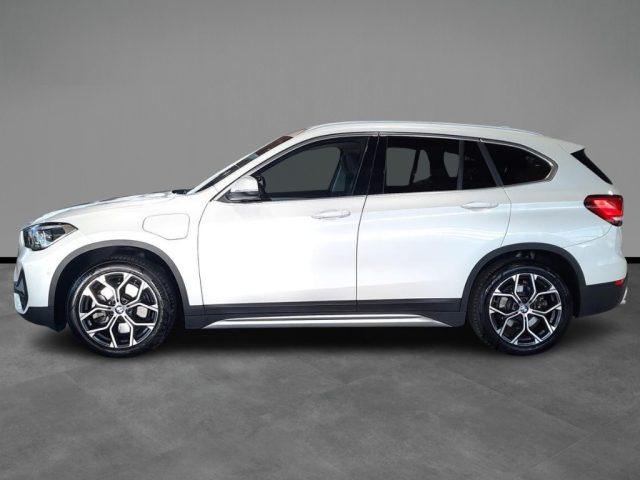 BMW X1 xDrive25e xLine Aut. + Tetto apr.