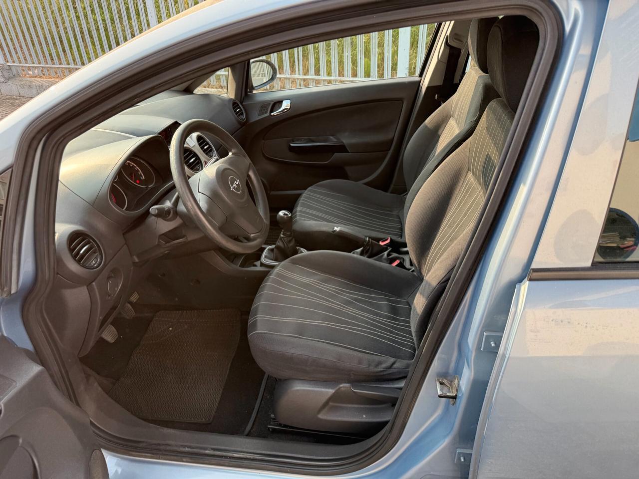 Opel Corsa 1.2 5 porte Enjoy