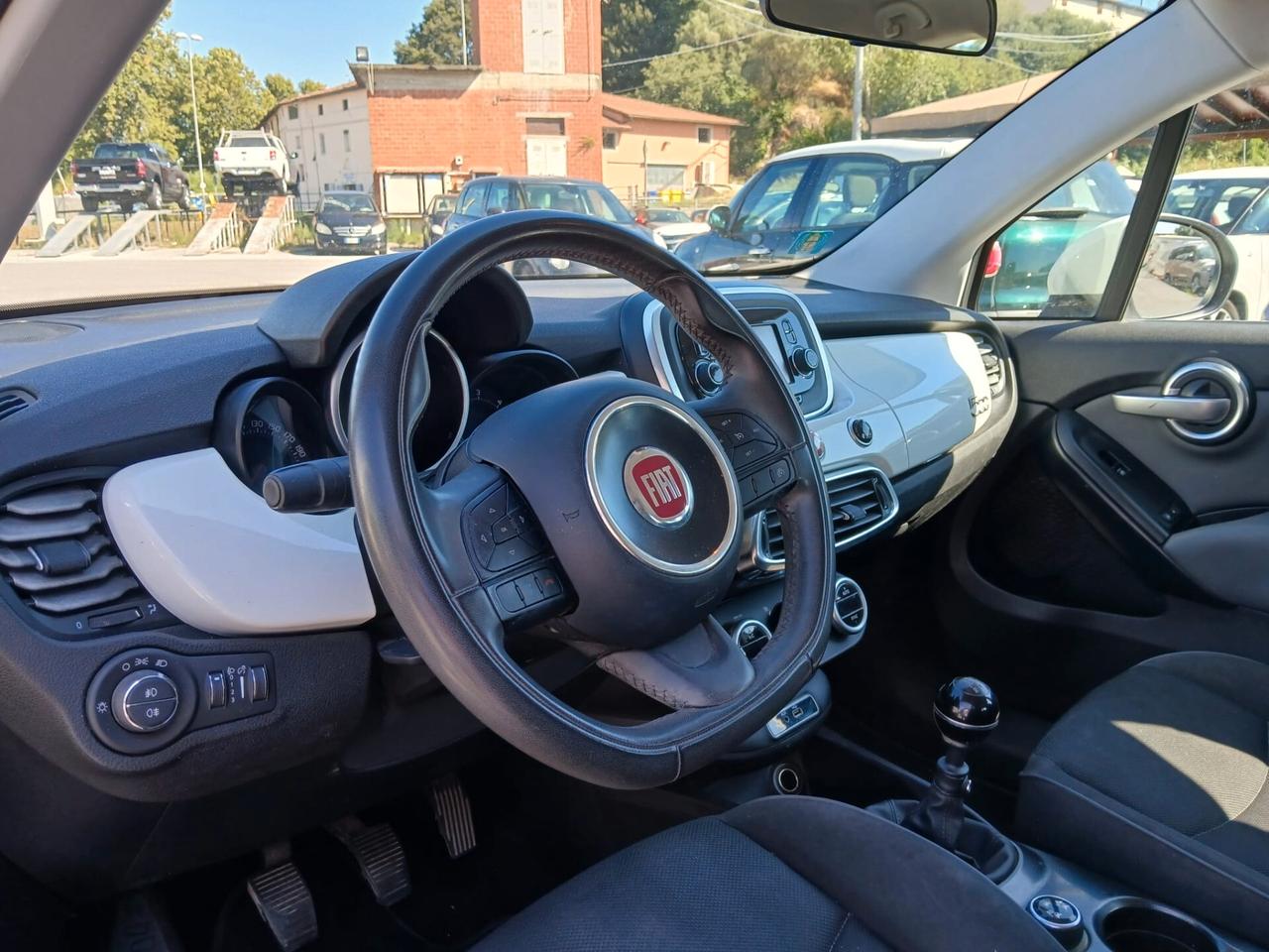 FIAT 500X 1.6 Diesel 120CV – 97.531 km – Bianco – Neopatentati