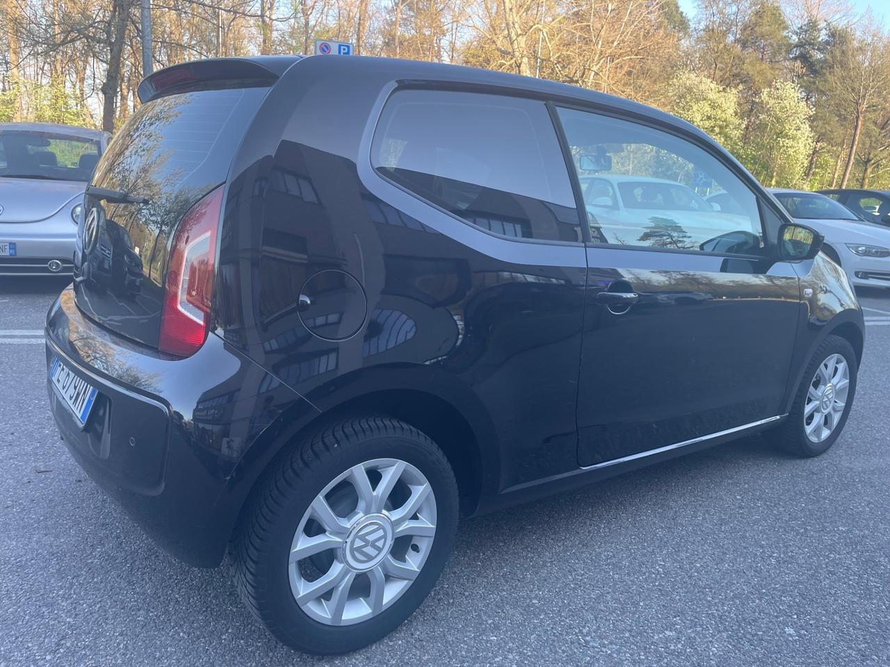 Volkswagen up! 1.0 75 CV 3p.*Neopatentati *Carchi*