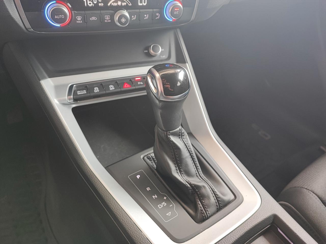 Audi Q3 SPB 35 TDI S tronic Business Plus