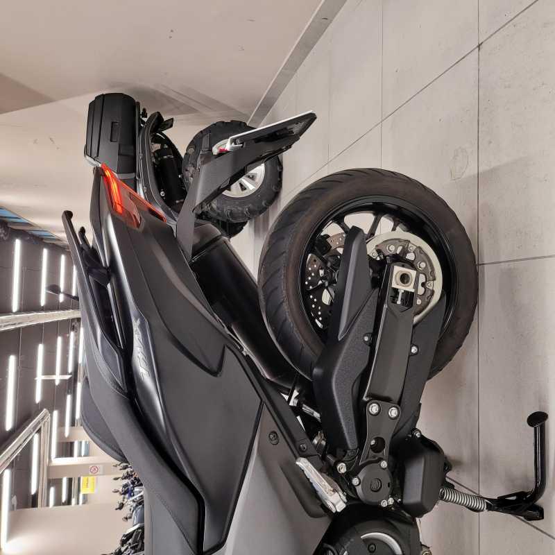 Yamaha T-Max 560 - 2025