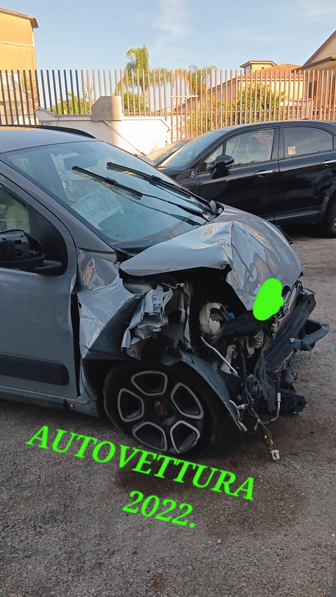 Fiat Panda incidentata sinistrata mondialcars 022