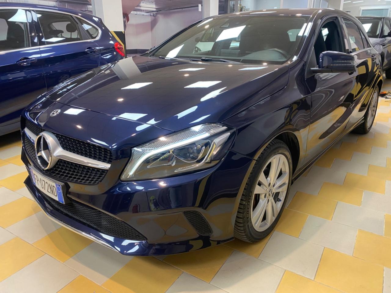 Mercedes-benz A 180 A 180 d Sport