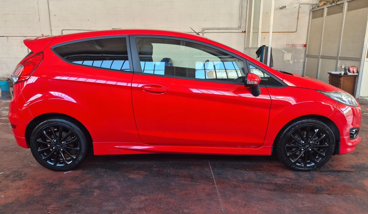 Ford Fiesta st line 140 CV