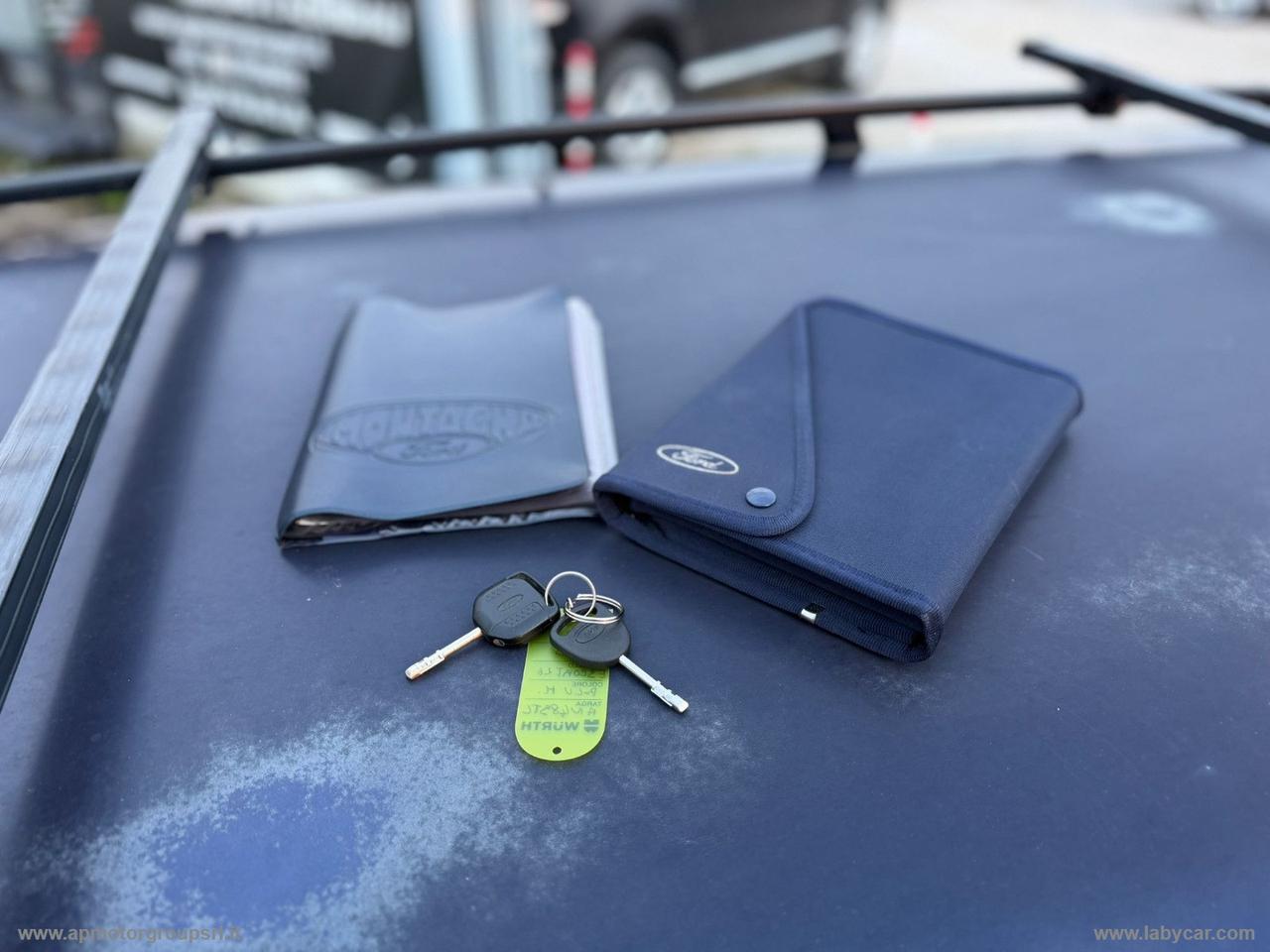 FORD Escort 1.6I 16V SW GHIA