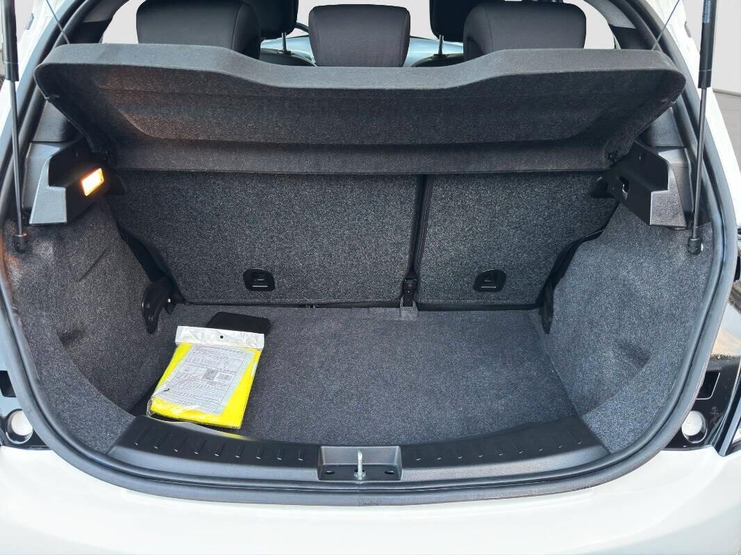 Lancia Ypsilon 1.2 benzina 69 CV 5 porte Elefantino Blu 2019