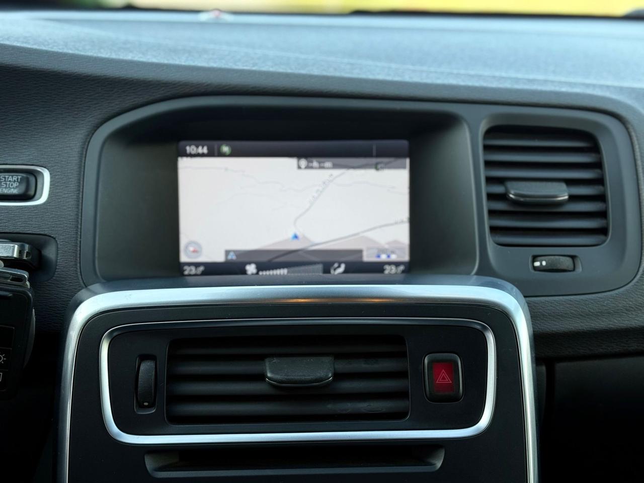 Volvo V60 D5 Geartronic R-design