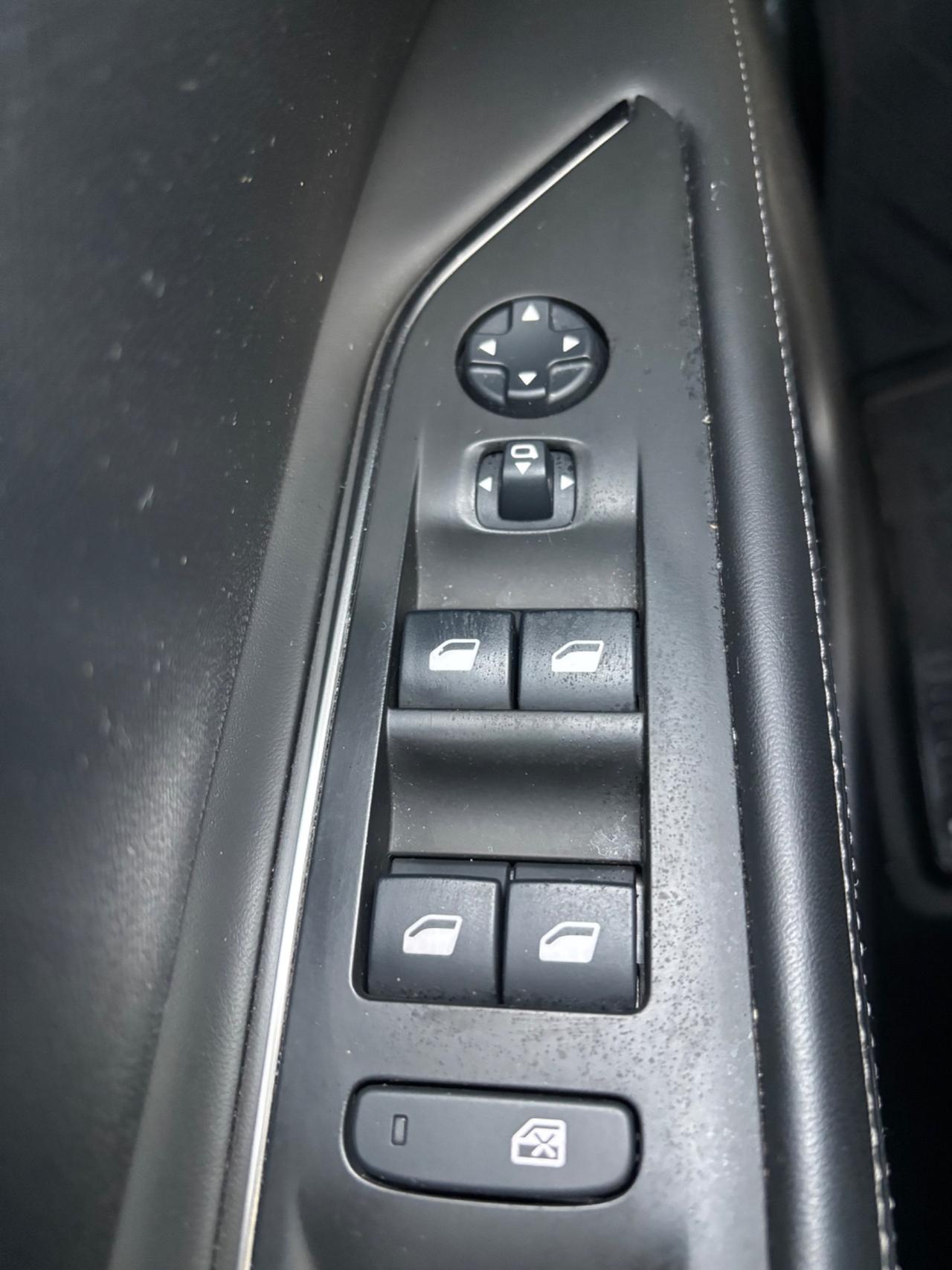 PEUGEOT 3008 1.6 120CV AUTOMTICA 80.000KM FULL