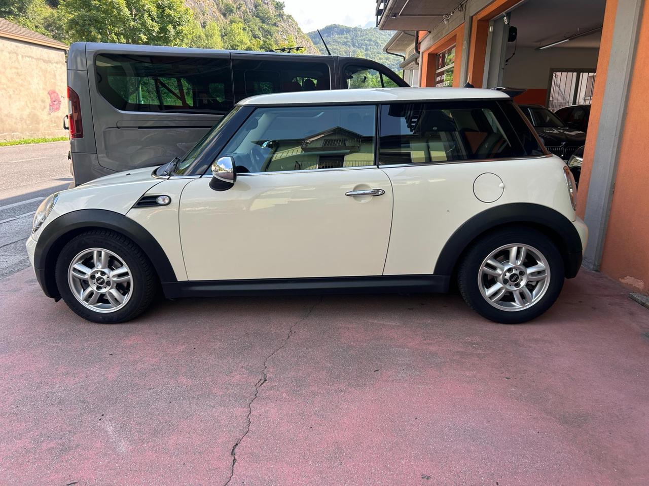 Mini Mini 3 Porte Mini 1.6 One NOPATENTATO