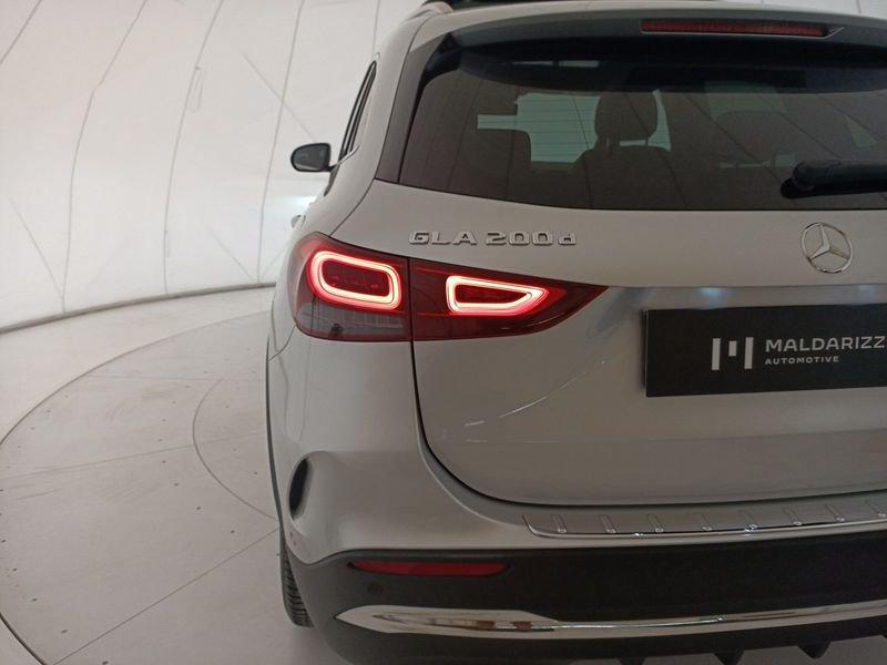 Mercedes-Benz GLA GLA-H247 2020 200 d Premium auto