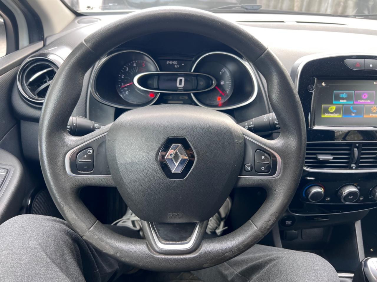 Renault Clio dCi 8V 75 CV 5 porte Moschino Life