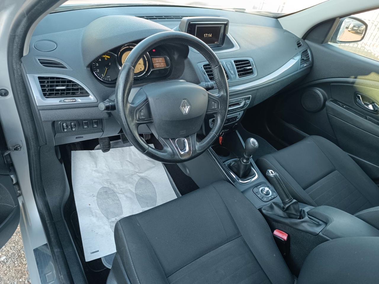 Renault Megane Mégane dCi 110CV EDC SporTour Limited