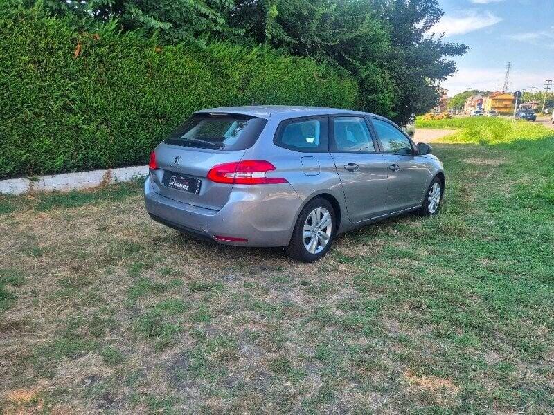 Peugeot 308 308 BlueHDi 130 S&S SW Business