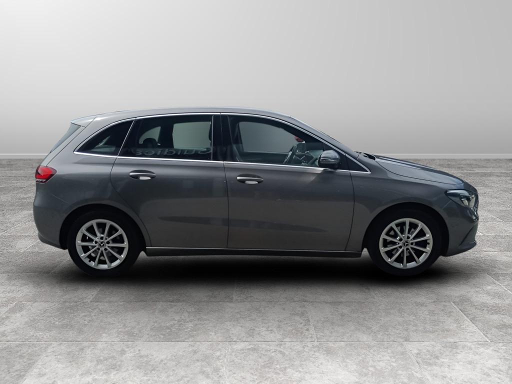 Mercedes-Benz Classe B - W247 2018 - B 180 d Sport Plus auto