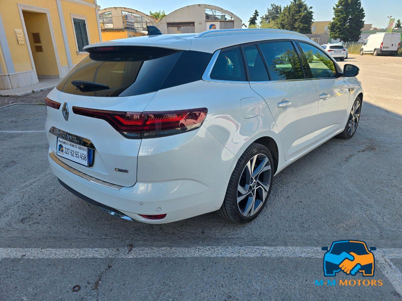 Renault Megane Sporter 1.6 E-Tech phev RS Line 160cv auto