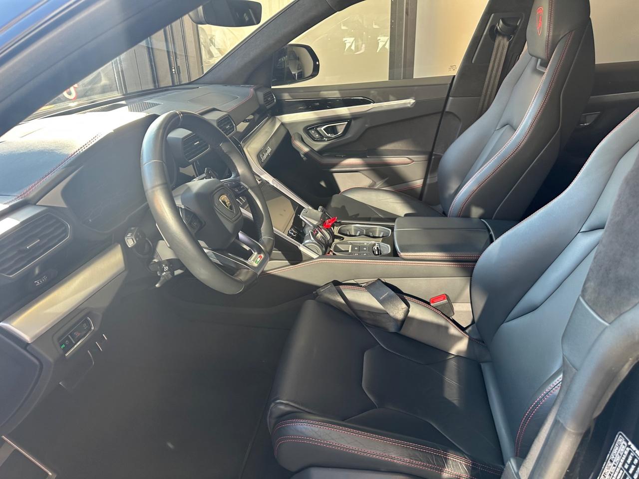 Lamborghini Urus 4.0 Pearl Capsule