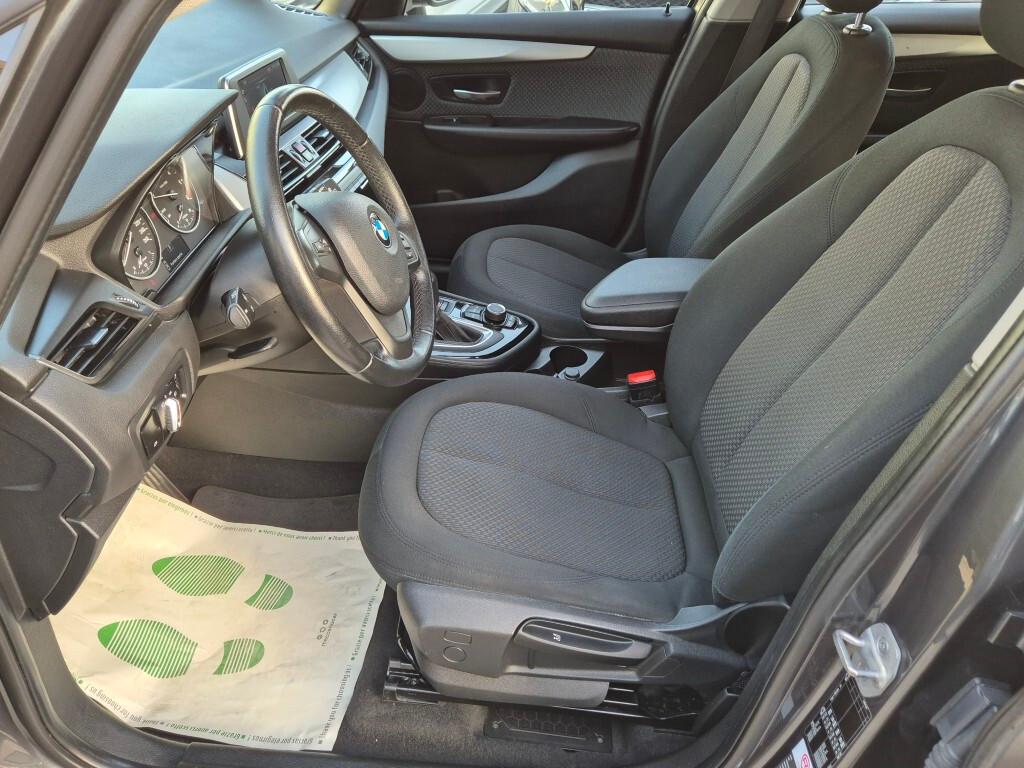 Bmw Active Tourer 218d Advantage Automatic