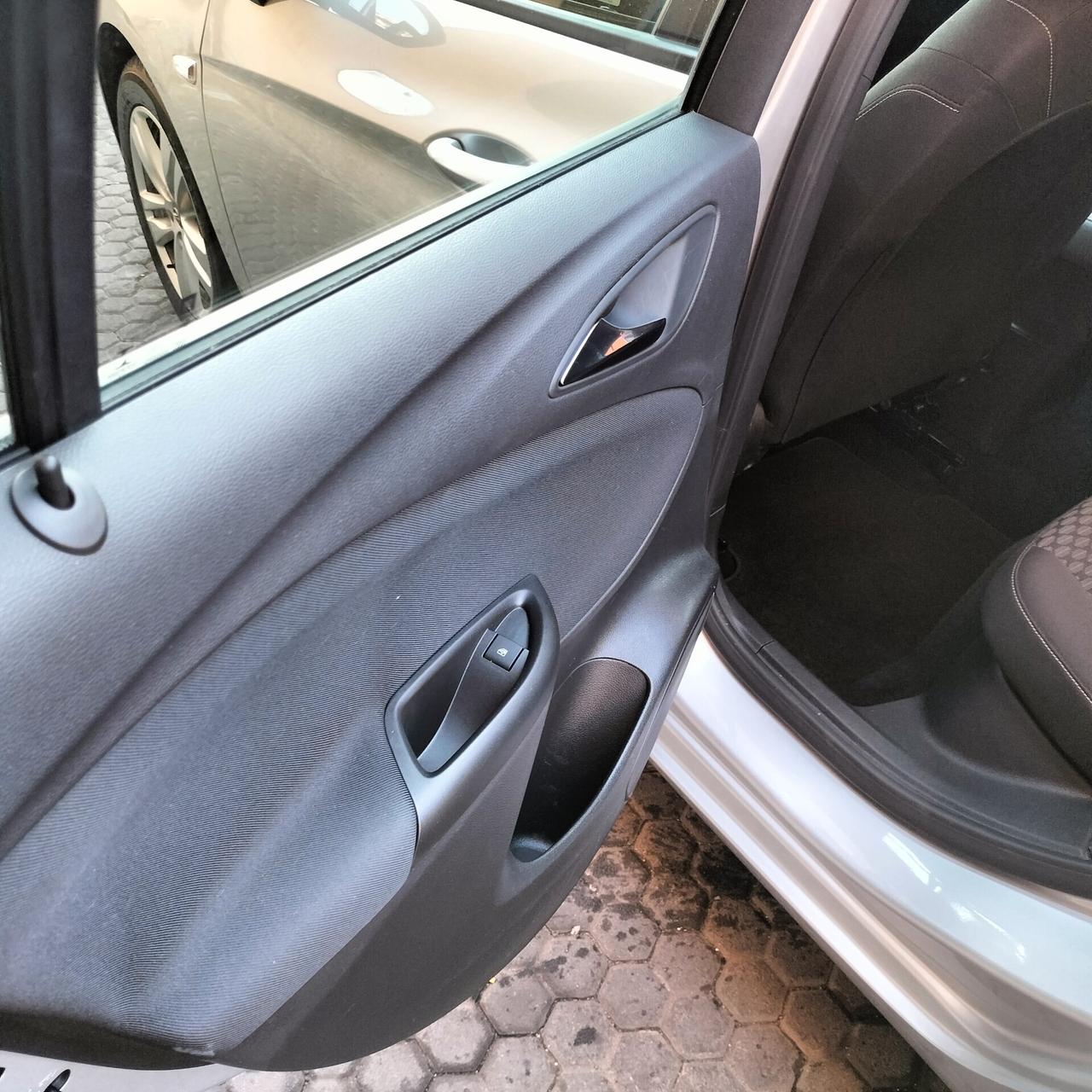 Opel Astra 1.6 CDTi 110CV Start&Stop Sports Tourer Advance