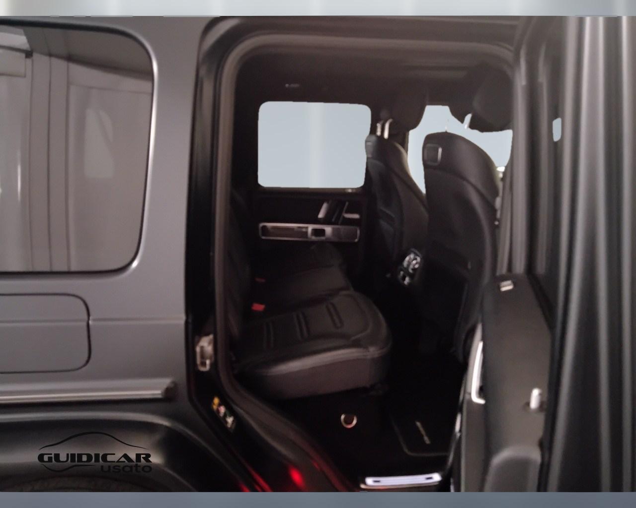 Mercedes-Benz Classe G - W463 2018 - G 400 d AMG Line 330cv auto