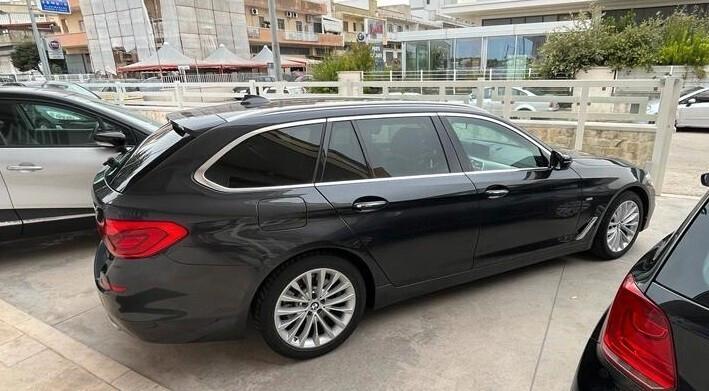 Bmw 520 d xDrive Touring Luxury