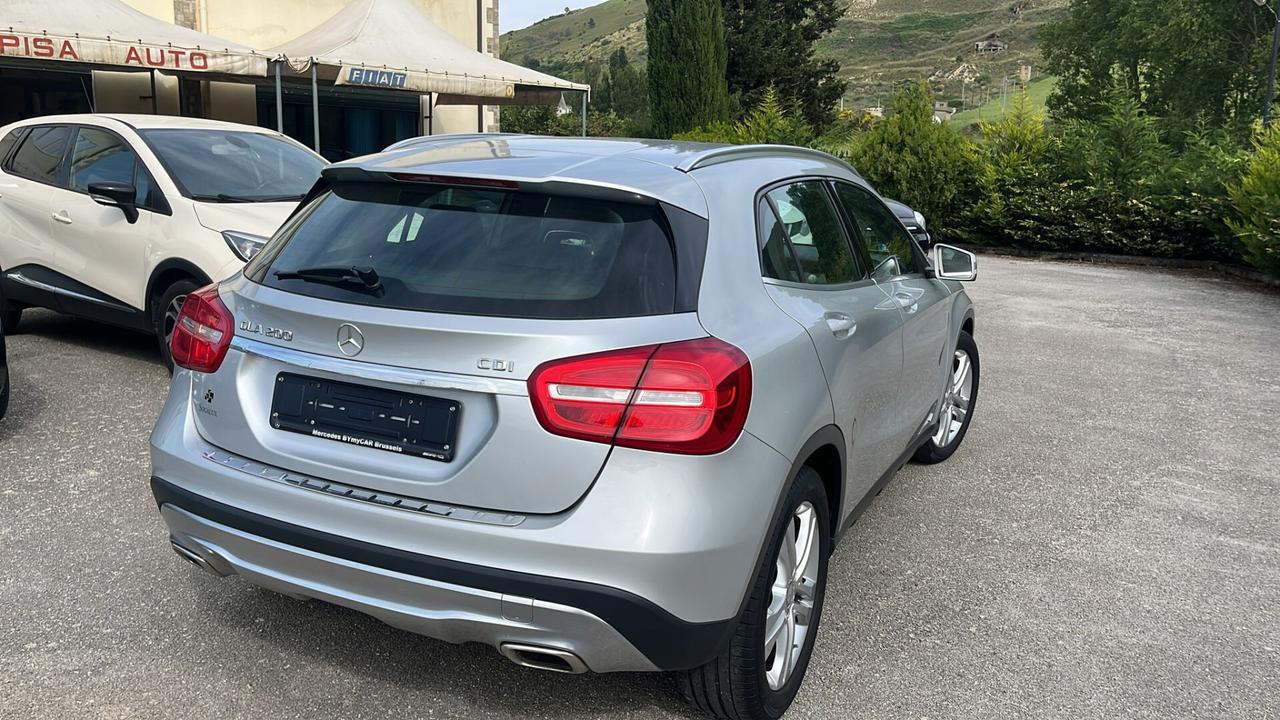 Mercedes-benz GLA 200 MERCEDES BENZ GLA 200 D URBAN