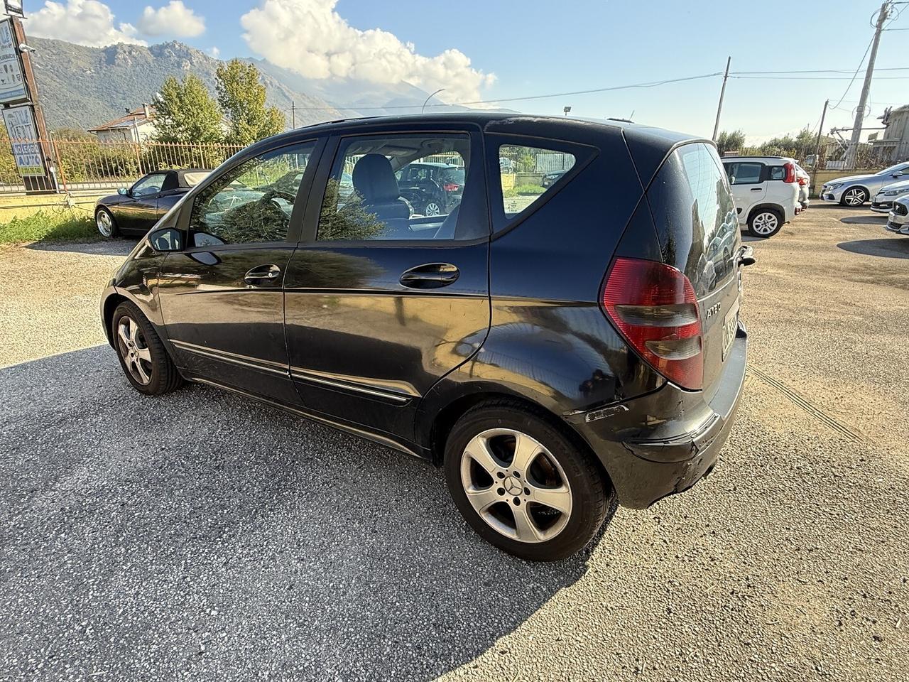 MERCEDES CLASSE A 180 CDI adatta neopatentati