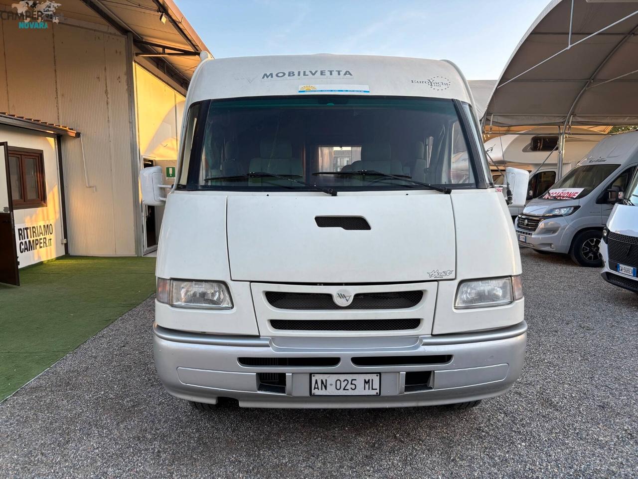 MOBILVETTA EURO YACHT 140 - motorhome con letto alla francese in coda
