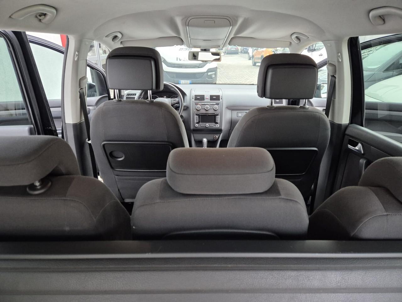 Volkswagen Touran 1.6 TDI DSG Comfortline