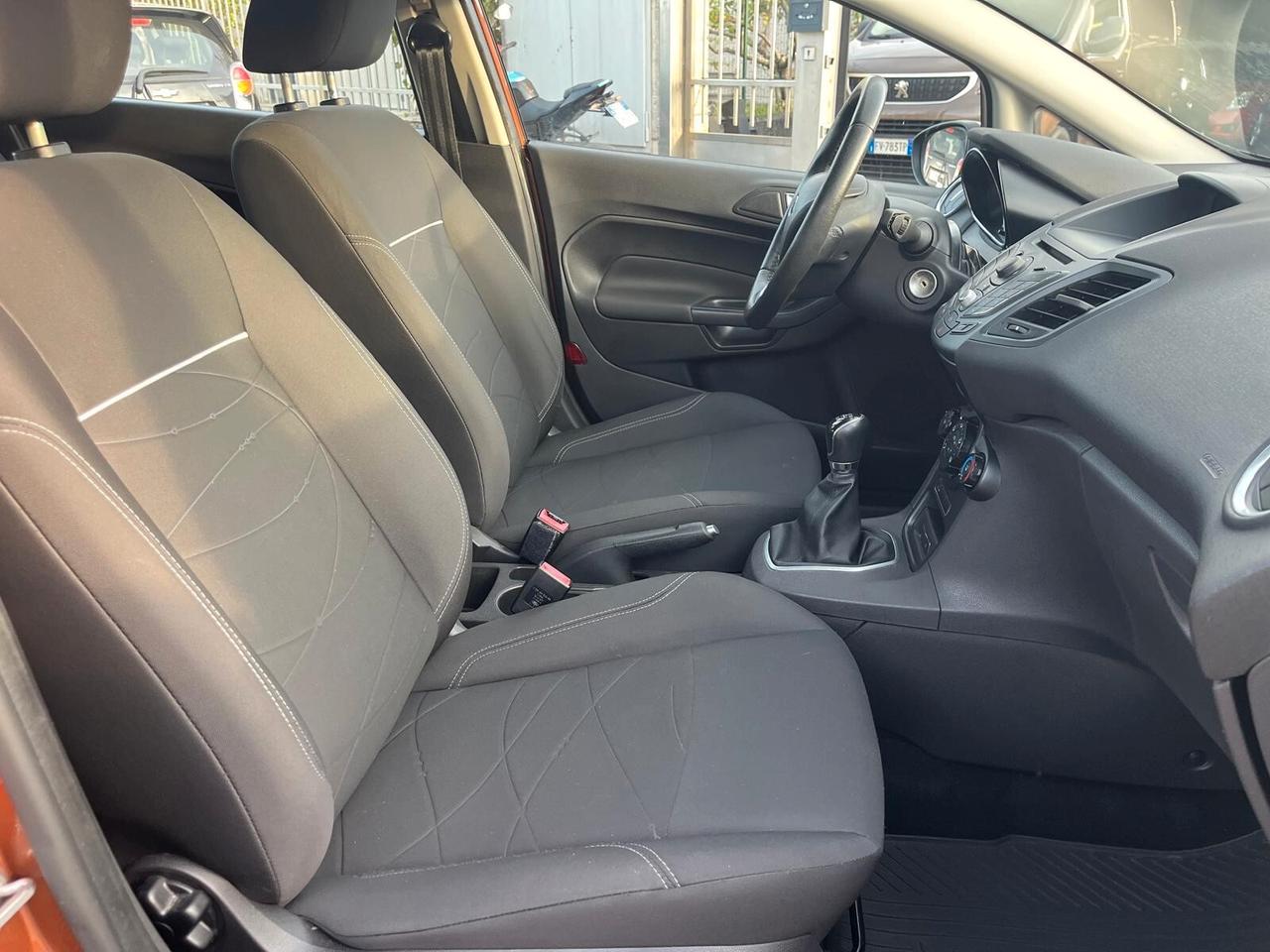 Ford Fiesta 1.0 benz SOLO 69.000KM