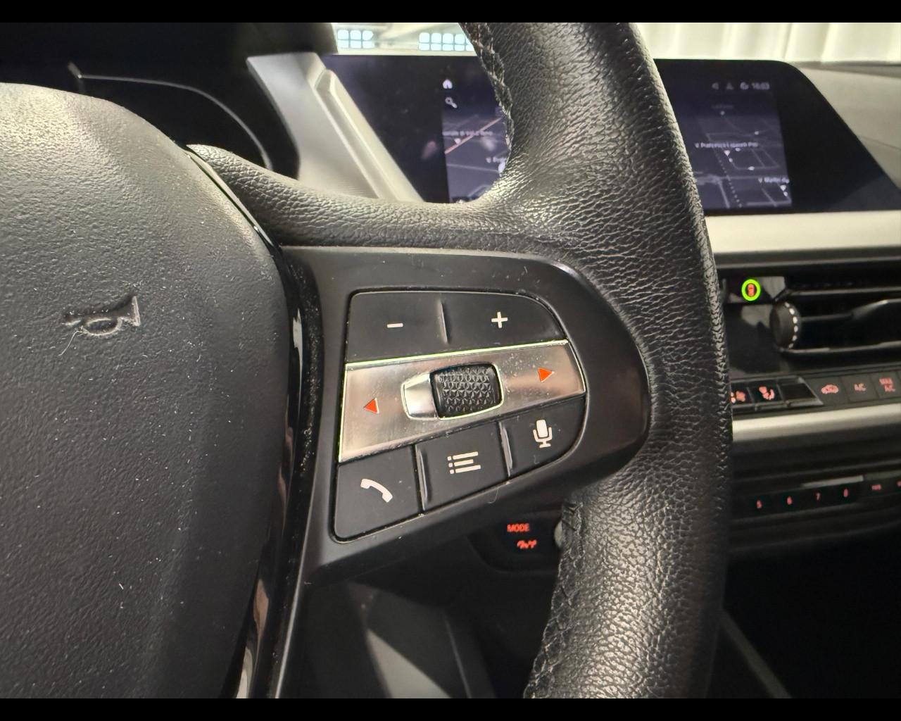 BMW Serie 1 (F40) - 116d 5p. Business Advantage