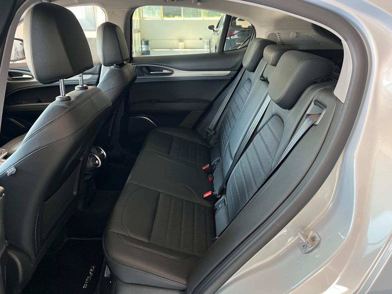 Alfa Romeo Stelvio 2.2 Turbodiesel 190 CV AT8 Q4 Sprint