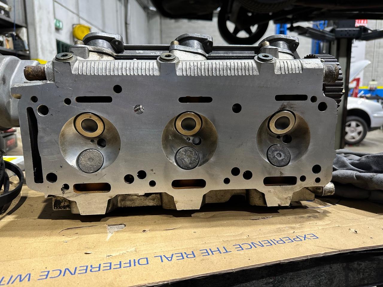 Alfa Romeo 164 2.0i V6 turbo motore nuovo